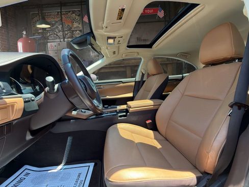 Used 2017 Lexus ES 350 FWD image 13
