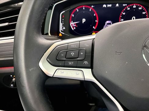 Used 2022 Volkswagen Jetta SEL image 23