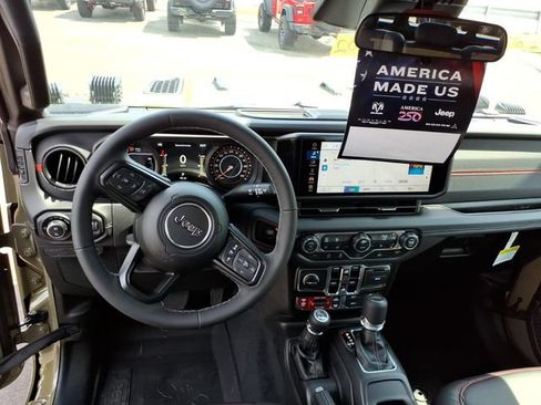 New 2026 Jeep Gladiator Rubicon AWD/4WD image 8