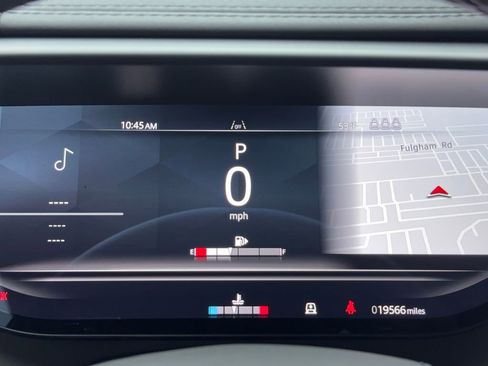 Used 2024 Land Rover Range Rover Sport SE image 21