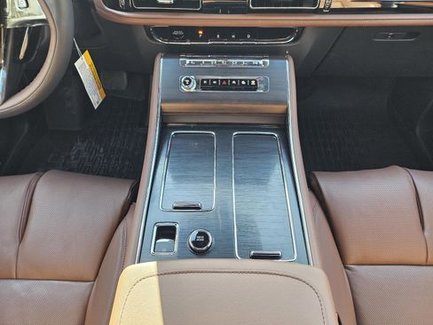 New 2026 Lincoln Aviator Reserve image 18