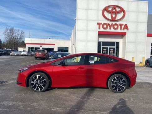 New 2026 Toyota Prius Plug-In Hybrid image 12