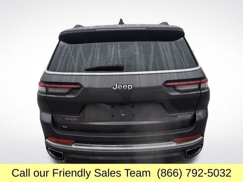 Used 2023 Jeep Grand Cherokee L Overland image 5