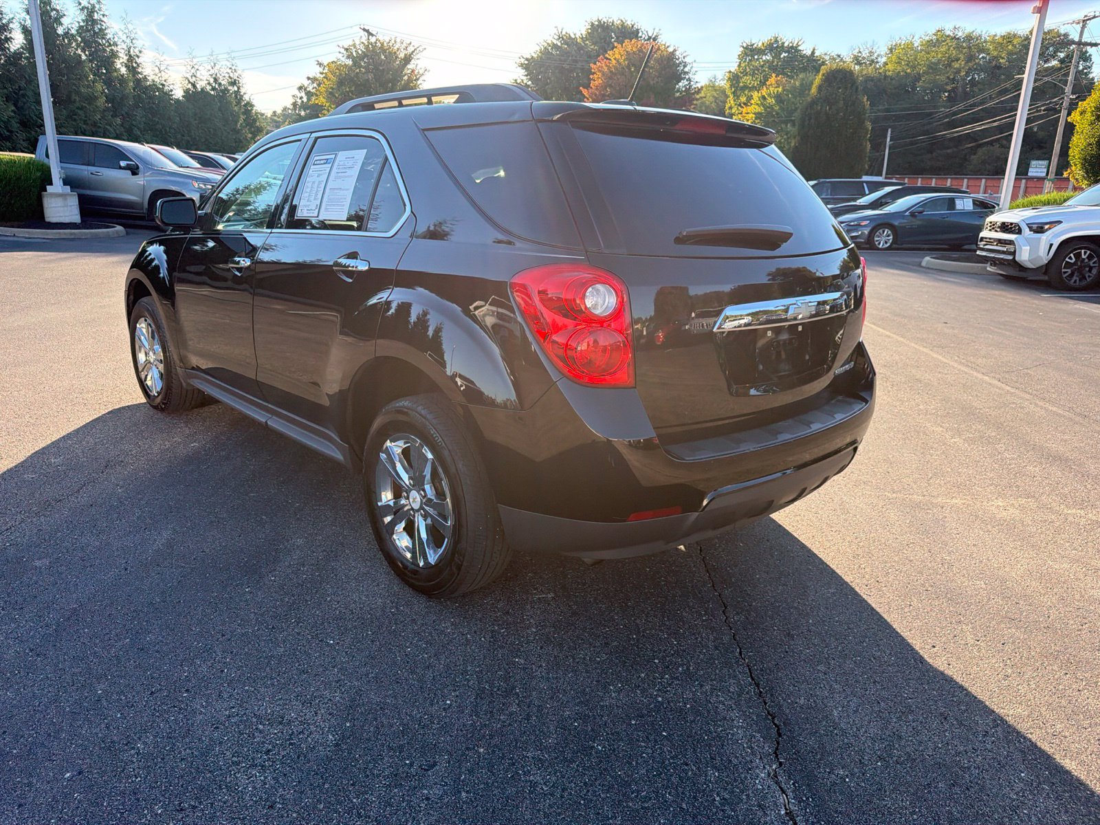 Used 2015 Chevrolet Equinox LT w/ Driver Convenience Package FWD image 3