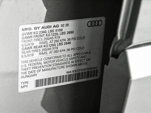 Certified 2025 Audi Q3 2.0T Premium Plus w/ Premium Plus Package image 26