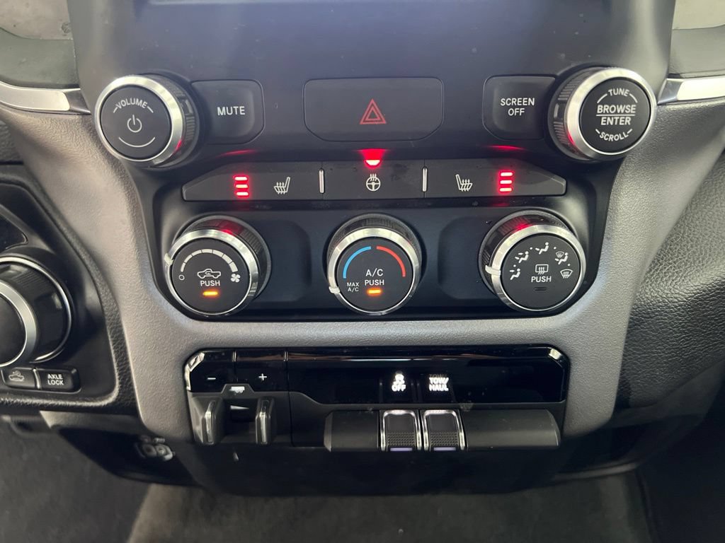 Used 2024 RAM 1500 Big Horn AWD/4WD image 16
