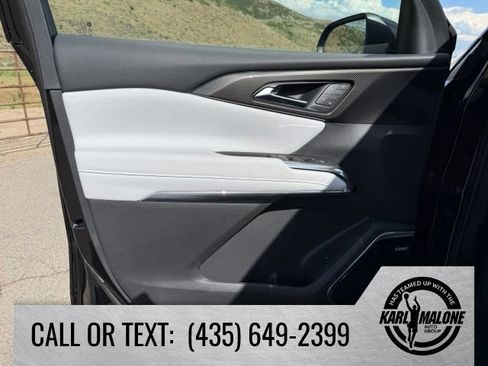 New 2026 Chevrolet Traverse High Country AWD/4WD image 12