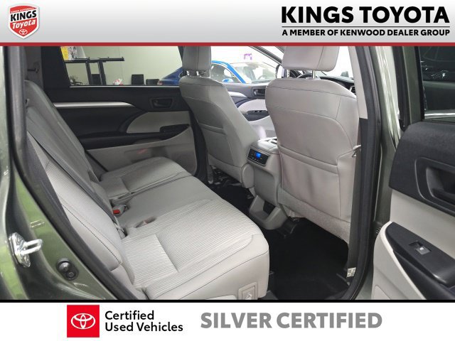 Certified 2018 Toyota Highlander Plus AWD/4WD image 22