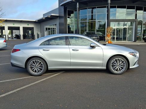 Certified 2022 Mercedes-Benz CLA 250 4MATIC image 7
