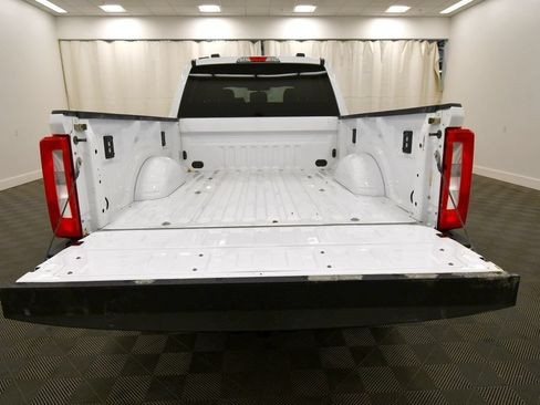 Used 2024 Ford F350 XLT w/ FX4 Off-Road Package AWD/4WD image 7