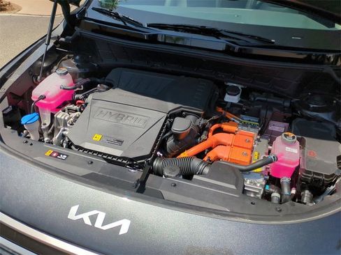 New 2025 Kia Niro SX Touring image 47