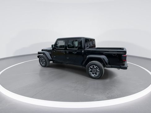 Used 2026 Jeep Gladiator Sport AWD/4WD image 13