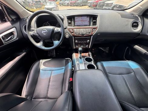 Used 2015 Nissan Pathfinder Platinum w/ Cargo Package FWD image 28