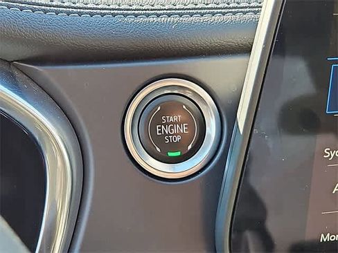 Certified 2023 Chevrolet Blazer LT w/ Convenience Package image 22