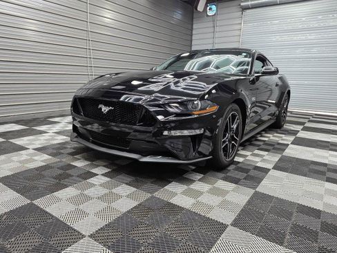 Used 2022 Ford Mustang GT Premium w/ Equipment Group 401A RWD image 38