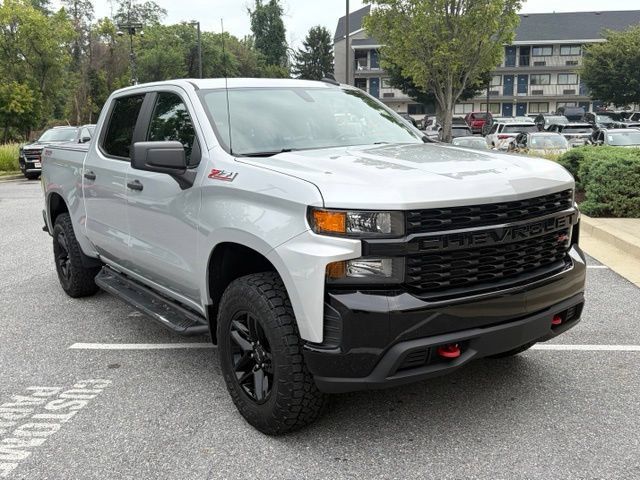 Used 2019 Chevrolet Silverado 1500 Custom Trail Boss w/ Custom Convenience Package AWD/4WD image 2