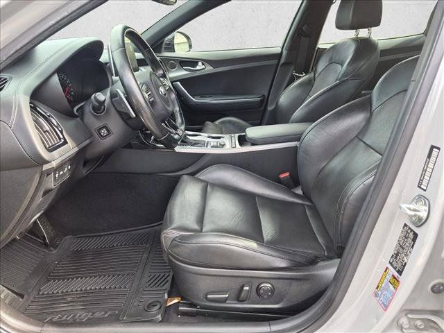 Used 2021 Kia Stinger GT1 RWD image 15