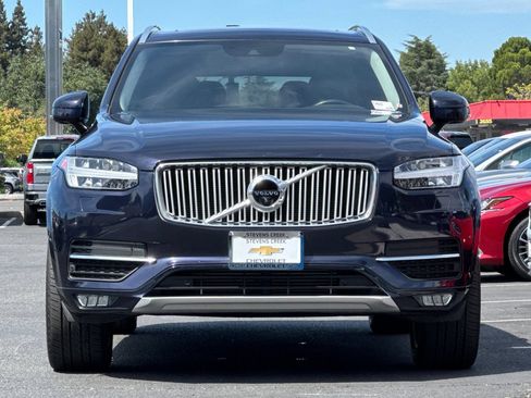 Used 2017 Volvo XC90 T6 Inscription w/ Vision Package AWD/4WD image 10