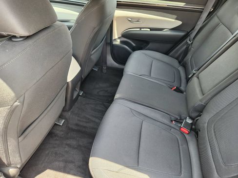 Used 2024 Hyundai Tucson SE FWD image 38