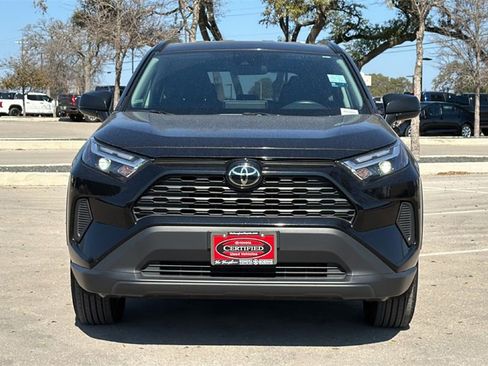 Certified 2025 Toyota RAV4 LE image 10