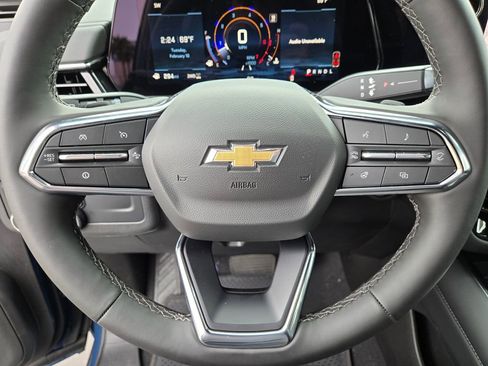 New 2025 Chevrolet Suburban LT w/ Comfort Package AWD/4WD image 10