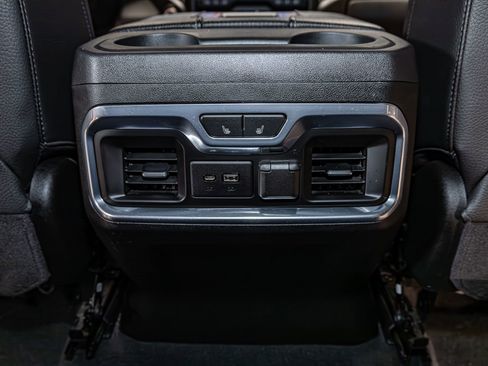 Used 2021 GMC Sierra 3500 Denali w/ Denali Ultimate Package image 25