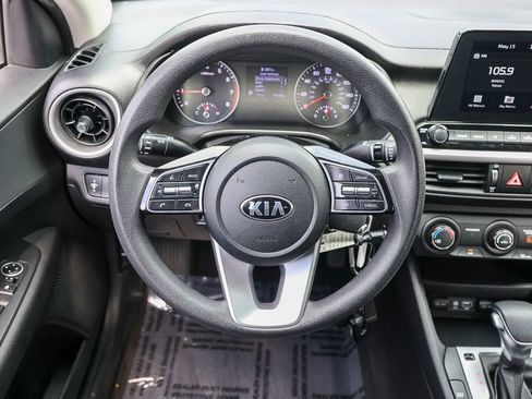 Used 2021 Kia Forte LXS FWD image 8