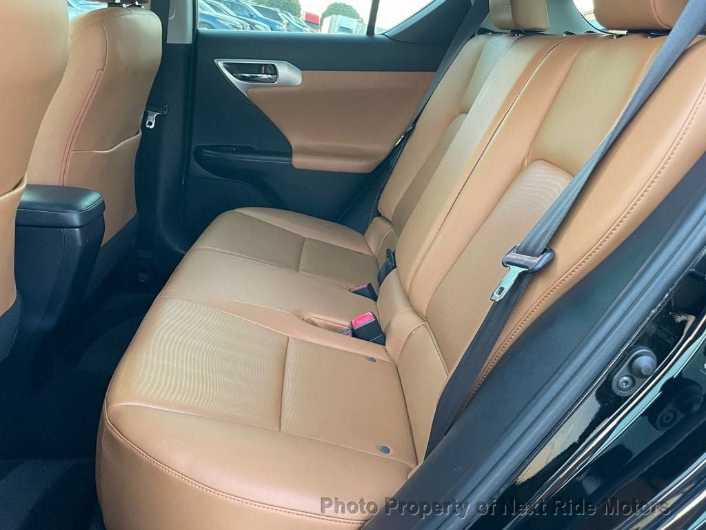 Used 2012 Lexus CT 200h Premium w/ Premium Audio Pkg FWD image 11