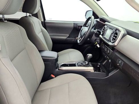 Used 2018 Toyota Tacoma SR5 image 23