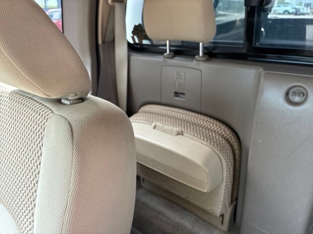 Used 2012 Nissan Frontier SV AWD/4WD image 18