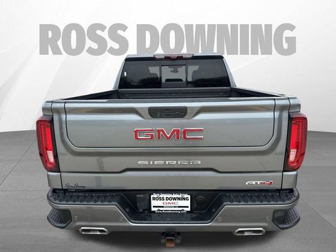 Used 2021 GMC Sierra 1500 AT4 w/ Technology Package AWD/4WD image 5
