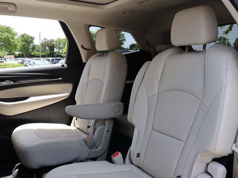 Used 2023 Buick Enclave Premium w/ Experience Buick Package FWD image 40