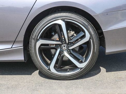 Used 2020 Honda Accord Sport image 10