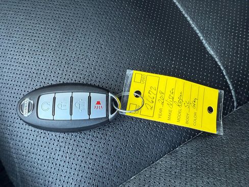 Used 2018 Nissan Rogue Sport SL image 27