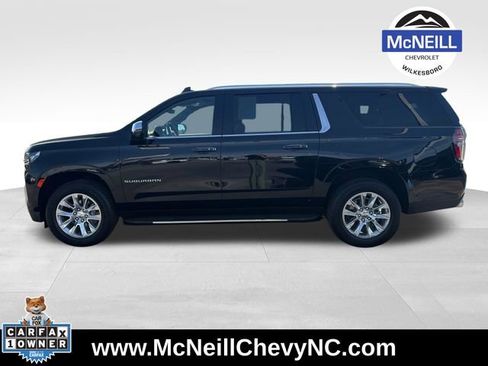 Used 2024 Chevrolet Suburban Premier w/ Premium Package 2 AWD/4WD image 5