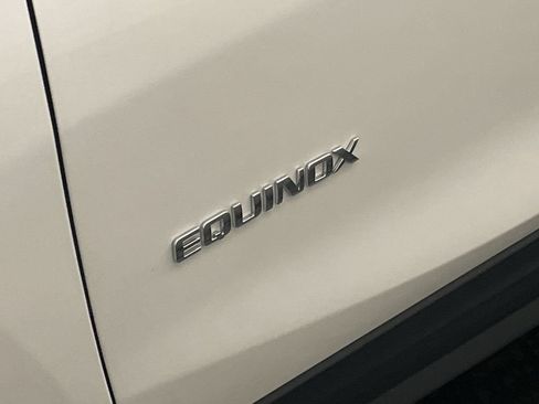 Used 2019 Chevrolet Equinox LT w/ Driver Convenience Package FWD image 23