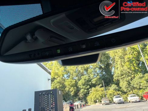 Used 2018 Toyota Camry SE w/ Audio Package FWD image 74