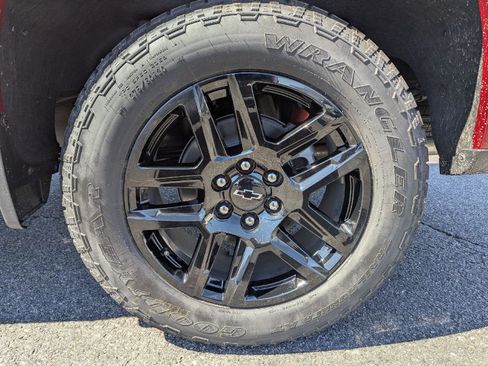 New 2026 Chevrolet Silverado 1500 RST w/ RST All Star Premium Package AWD/4WD image 16
