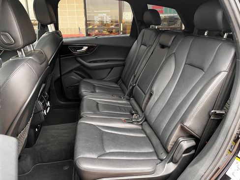 Used 2018 Audi Q7 3.0T Prestige w/ Prestige Package image 20
