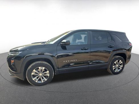 Used 2025 Chevrolet Equinox LT image 9