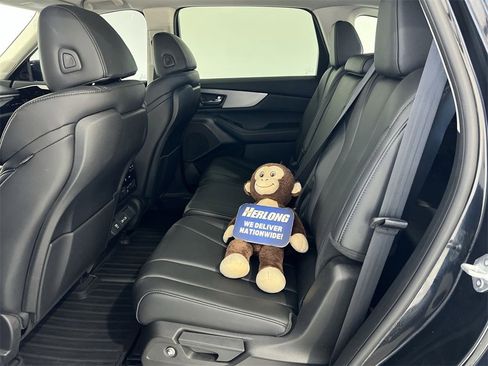 Used 2023 Acura MDX SH-AWD image 23