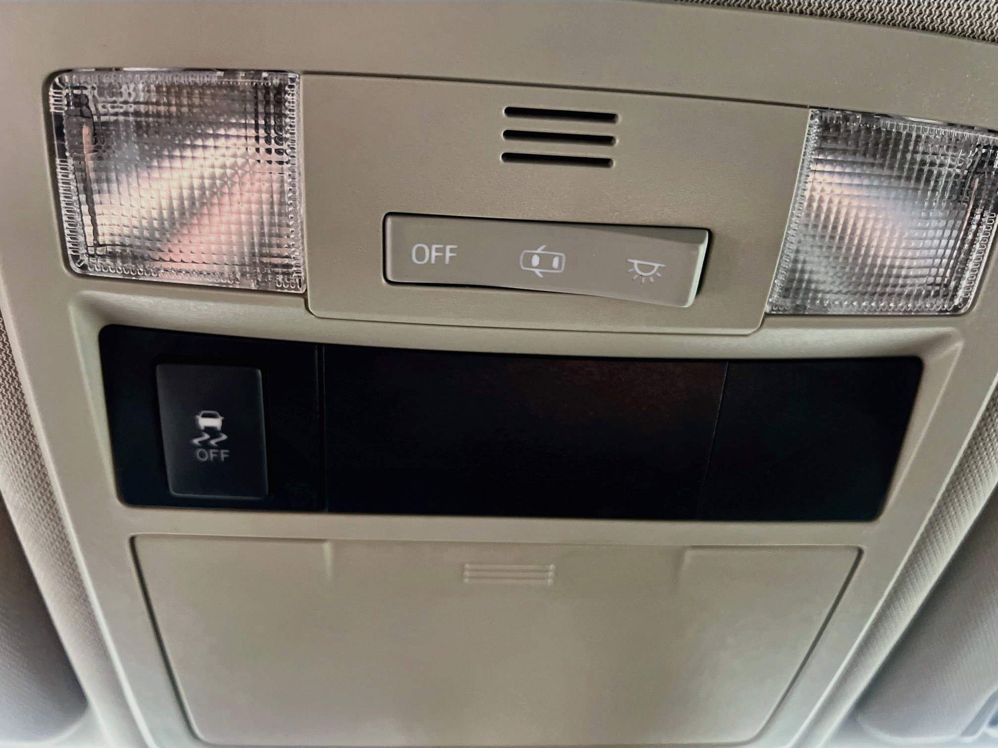 Used 2019 Toyota Tacoma SR w/ SR Convenience Package AWD/4WD image 20