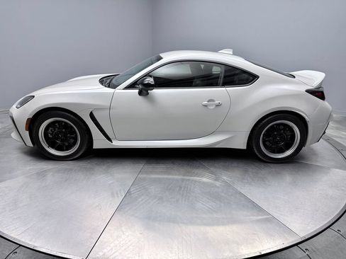 Used 2022 Toyota GR86 Premium w/ ALL Weather Mat Package (TMS) RWD image 7