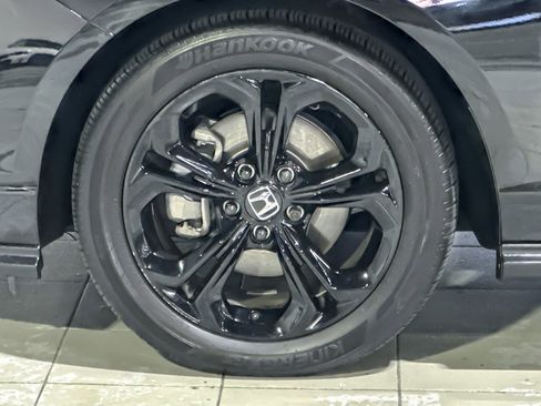 Used 2025 Honda Accord SE image 11