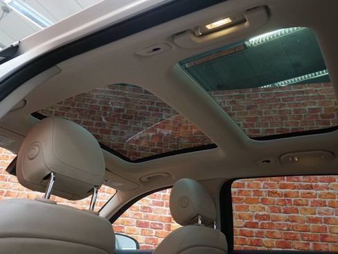 Used 2022 Mercedes-Benz GLC 300 4MATIC image 36