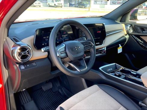 Used 2026 Chevrolet Equinox ACTIV w/ LPO, Floor Liner Package image 18