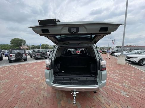 Used 2023 Toyota 4Runner TRD Off-Road Premium w/ Moonroof Package AWD/4WD image 32