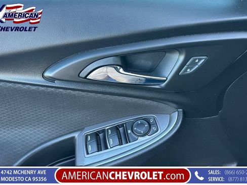 Used 2023 Chevrolet Malibu LT FWD image 11