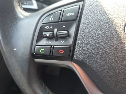 Used 2016 Hyundai Tucson Limited AWD/4WD image 18