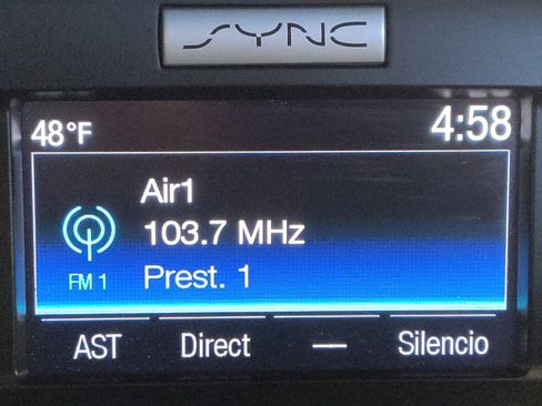 Used 2016 Ford C-MAX SE image 25